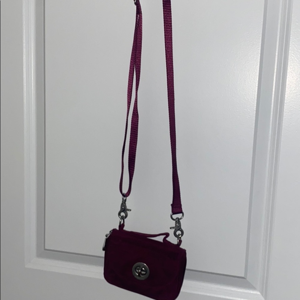 Baggallini Crossbody Clutch Wallet